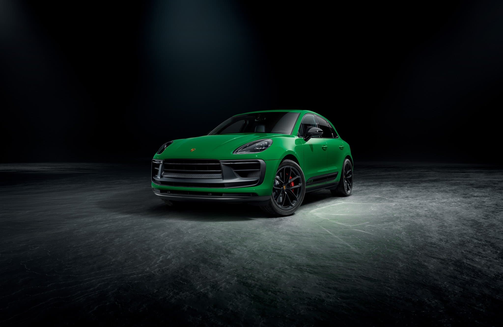 Green Macan GTS New